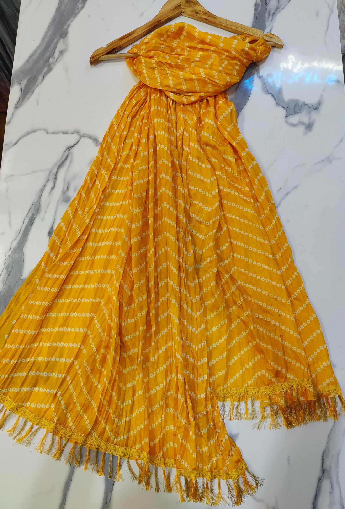 Crush Bandhani Dupatta