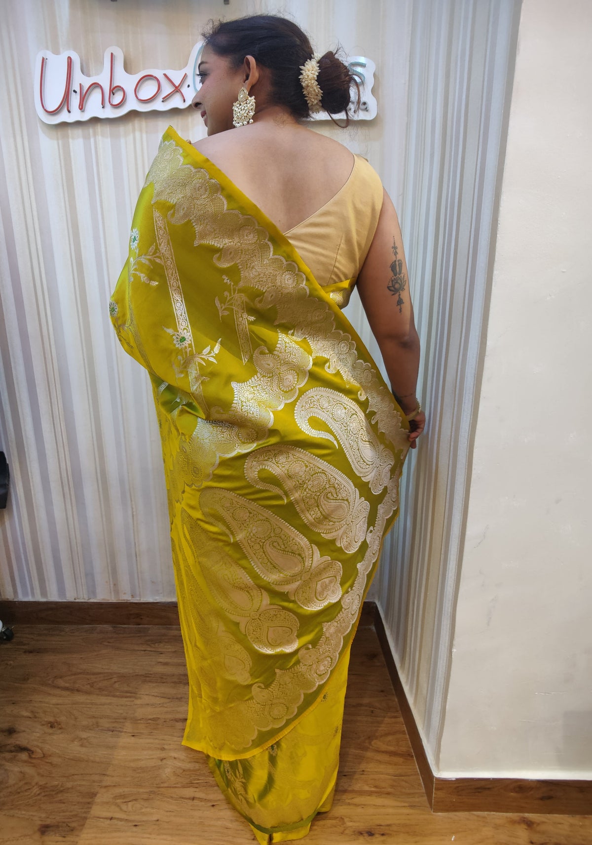 Turn Heads with Lime Green, a graceful Golden Zari Banarasi ready-to-wear Saree crafted for effortless style & comfort. Featuring a rich lime green hue with elegant woven detailing, this pre-stitched saree is perfect for festive celebrations, wedding functions, receptions, haldi ceremonies, cultural events & party wear. A perfect blend of sophistication & convenience-drape it in minutes & shine beautifully at every special occasion.